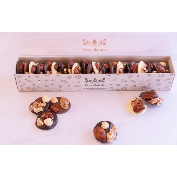 Medallones Blancos con frutos secos  La Chocolaterie 190Gr